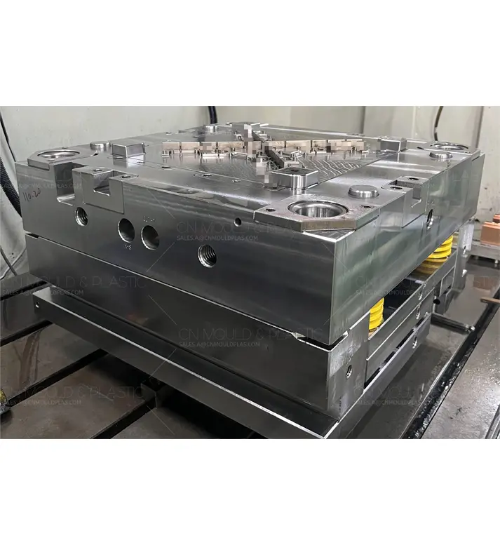 تطبيق Overmolding في Cن